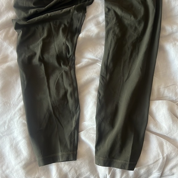 Lululemon 7/8 leggings - Picture 3 of 3